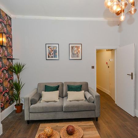 Cosy 1 Bedroom Home For Small Families London Exterior photo