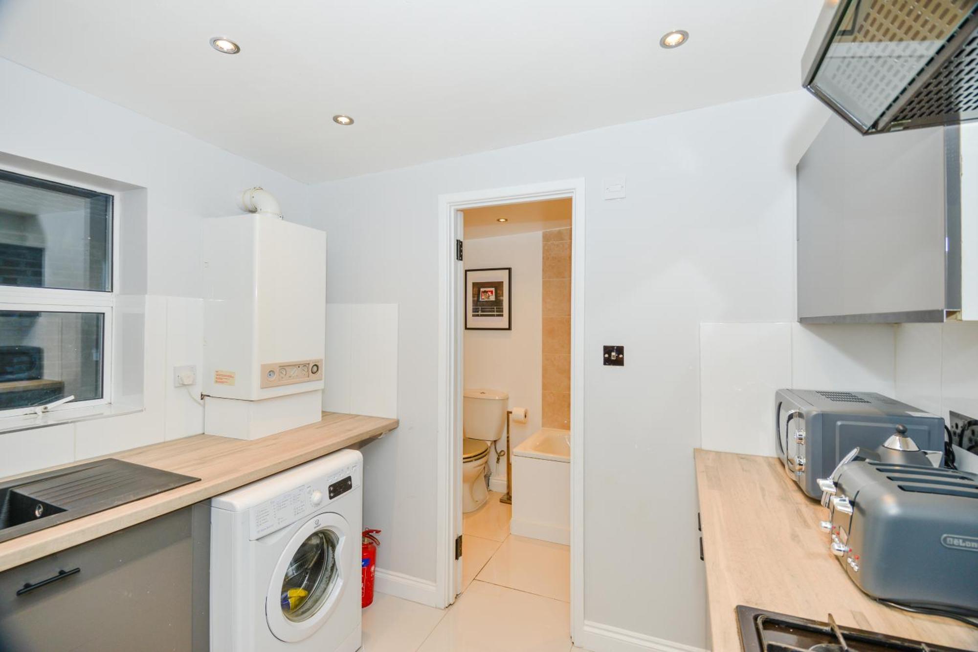 Cosy 1 Bedroom Home For Small Families London Exterior photo